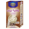 Paket mit Chai Latte Schoko, zeigt die Verpackung mit der Drinkbeschreibung und Schokoladenstücken.