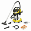 Nass- und Trockensauger mit Zubehörteilen auf weißem Hintergrund.