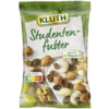Tüte mit Studentenfutter, enthält Nüsse und Weinbeeren, abgebildet auf einem hellen Hintergrund.