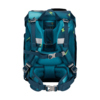 Rückansicht eines blauen Schulranzens mit ergonomischen Tragegurten und abnehmbarem Beckengurt.