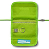 Grüner Brustbeutel mit Sichtfenster, Schlüsselring und verstellbarem Kordelzug.