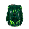 Grüner ergobag Schulranzen cubo LUMI mit fluoreszierenden Details und verstellbaren Gurten.