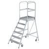 Podestleiter mit 6 Stufen, einseitig begehbar, stabile Struktur und geräumiger Plattform.