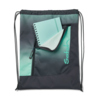 Sportbeutel mit mintfarbigem Gradient und aufgesetzter Tasche, bemerkt mit Notizbuch.