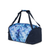 Sporttasche in blauer, fleckiger Optik mit zwei Tragegriffen und gepolsterten Schultergurten.