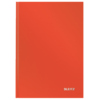 Hellrotes, kariertes Notizbuch im Solid-Design mit laminierter, kratzfester Oberfläche.