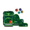 Grüner ergobag Schulranzen mit Blitzmotiv, inklusive Rucksack und Mäppchen.