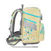 Ergonomischer Schulranzen in gelb mit bunten Mustern und mehreren Taschen, Seitenansicht.