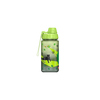 Grüne Trinkflasche mit schwarzer Katze und bunten Akzenten auf einem weißen Hintergrund.