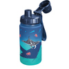 Bunte Trinkflasche mit maritimem Design und abnehmbarem Deckel.