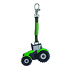 Traktor-Anhänger in Grün und Schwarz mit Karabiner zur Befestigung an Schulranzen.