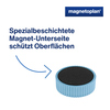 Blauer Magnet mit spezialbeschichteter Unterseite, die Oberflächen schützt, im Anwendungsbeispiel.