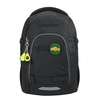 Schwarzer Rucksack mit zwei bunten Anhängern in Avocado-Form und einem Patch.