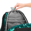 Öffnung des COOCAZOO Schulrucksacks PORTER mit Sicht auf das Innenfach und Organizer.