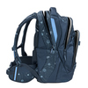 Schulrucksack COOCAZOO MATE in Blau mit grafischem Muster, seitliche Ansicht und mehreren Fächern.