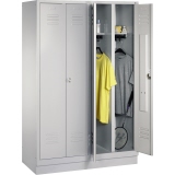 C+P Kleiderspind Classic 4 Abteile mit Sockel 1.190 x 1.800 x 500 mm (B x H x T) lichtgrau