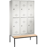 C+P Kleiderspind Classic mit untergebauter Sitzbank 1.200 x 2.090 x 500 mm (B x H x T) 6 Fächer lichtgrau