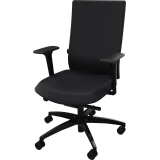 Schwarzer Bürodrehstuhl mit Armlehnen und hoher, flexibler Rückenlehne auf einem Rollgestell.