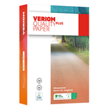 Kartonverpackung mit Kopierpapier in DIN A4, zeigt eine Landschaft mit Weg und Bäumen.