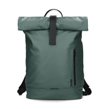 Grüner Rolltop Rucksack aus robustem Material mit Reißverschluss und verstellbaren Trägern.