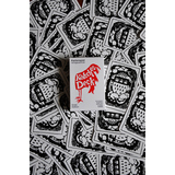 Kölsches Deck Kartenspiel mit handgezeichneten Karten in einer aufgedruckten roten Grafik.