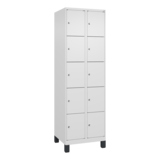 C+P Schließfachschrank Evolo PLUS mit Standfuß 10 Fächer verkehrsweiß