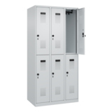 C+P Kleiderspind Evolo PLUS mit Sockel 900 x 1.850 x 500 mm (B x H x T) lichtgrau