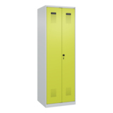 C+P Kleiderspind Evolo PLUS mit Sockel lichtgrau