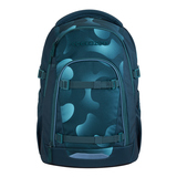 Schulrucksack COOCAZOO MATE Aqua Flow in dunklem Aqua mit camouflage Muster, Frontansicht.