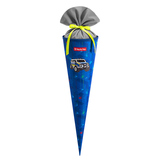 Schultüte in blauer Farbe mit Polizeitruck-Motiv und grauem Deckel, geschmückt mit grünem Band.