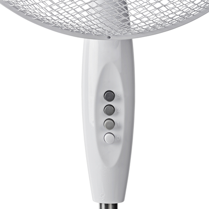 Detailansicht des Bedienelements eines Nedis Standventilators mit verschiedenen Einstelltasten.