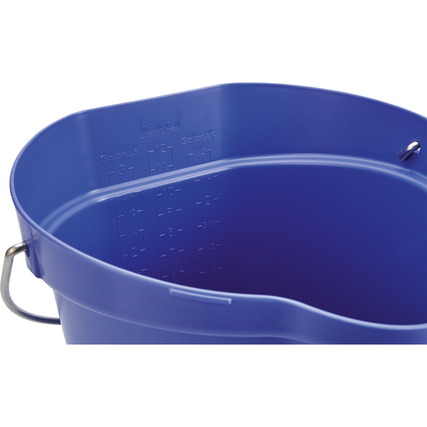 Lila Putzeimer mit Auslauf und Innenmarkierungen zur Literanzeige.