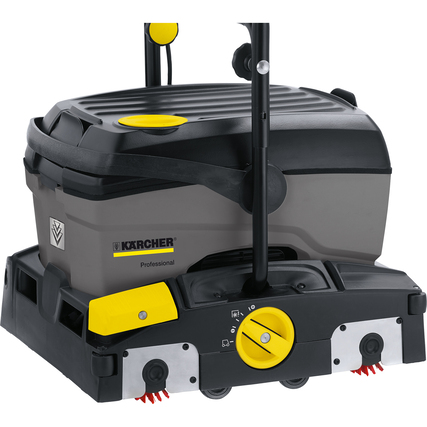 Waschsauger mit ergonomischem Handgriff, Transporträdern und zwei Walzenbürsten.