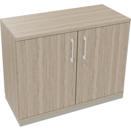 Flügeltürenschrank in silberaluminium mit Türen aus Eichenholz, Frontansicht.