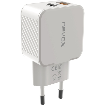 Weißer USB-C Netzadapter mit Qualcomm Quick Charge Funktion und zwei Ladeanschlüssen.