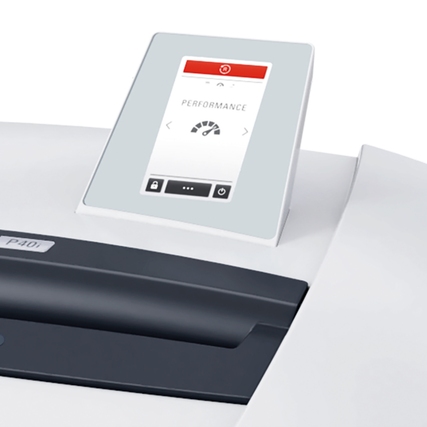 HSM Aktenvernichter SECURIO P40i mit Touchdisplay und Betriebsmodusanzeige.