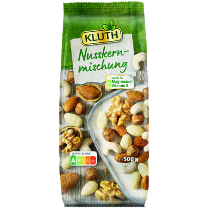 Nussmischung in einer 500 g-Packung mit verschiedenen Nüssen und Nährstoffangaben.