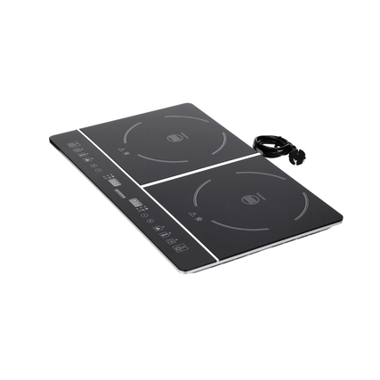Induktionskochplatte mit zwei Kochfeldern und Bedienelementen auf der Vorderseite.
