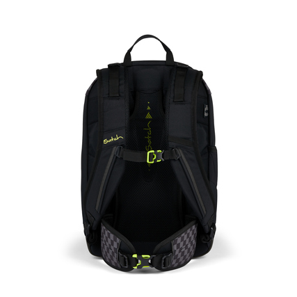 Schulrucksack in Schwarz mit verstellbaren Gurten und ergonomischem Design von hinten gesehen.