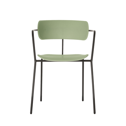 Grüner Besucherstuhl im Bistro-Stil mit Metallgestell und minimalistischer Form.