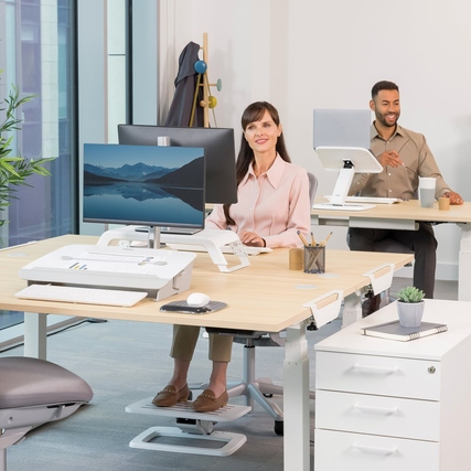 Fellowes® Fußstütze Hana&trade; LT weiß Produktbild pa_ohnedeko_1 XL
