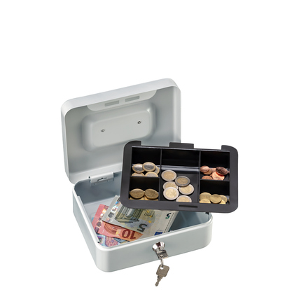 Helle Geldkassette mit offenem Deckel, Inneneinsatz für Geldscheine und Münzen sichtbar.