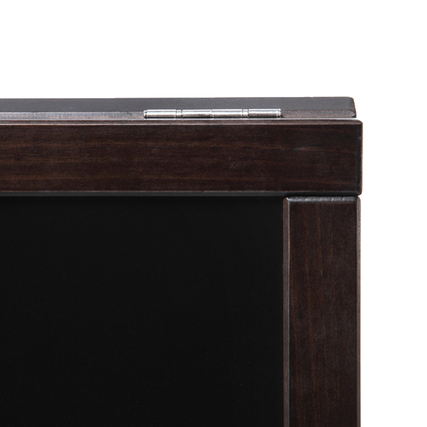 Schwarzes A-Board mit Holzrahmen und Scharnier oben, für beschreibbare Kreidetafeln.