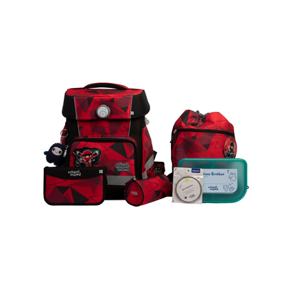Schulranzen in Rot mit Ninja-Motiv, dazu Zubehör wie Brotdose und Turnbeutel.
