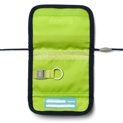 Grüner Brustbeutel mit Sichtfenster, Schlüsselring und verstellbarem Kordelzug.