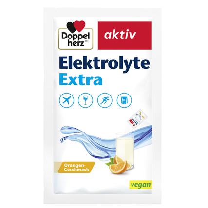 Tüte mit 'Doppelherz Elektrolyte Extra' in Orangen-Geschmack zur Zubereitung eines Getränks.