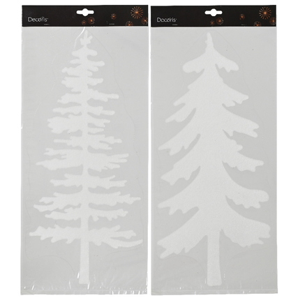 Zwei weiße Fensterbilder in Tannenbaum-Form auf einer transparenten Folie.