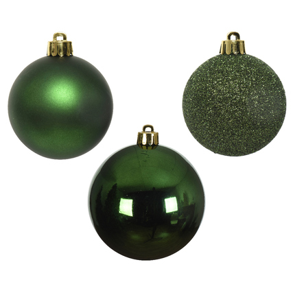 Drei Christbaumkugeln in verschiedenen Grüntönen und Oberflächenstrukturen, Durchmesser 6 cm.