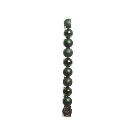 Set aus sieben piniengrünen Christbaumkugeln in unterschiedlichen Texturen und Finishes.