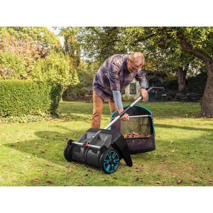 GARDENA Laub- und Rasensammler Produktbild pa_anwendungsbeispiel_2 XL